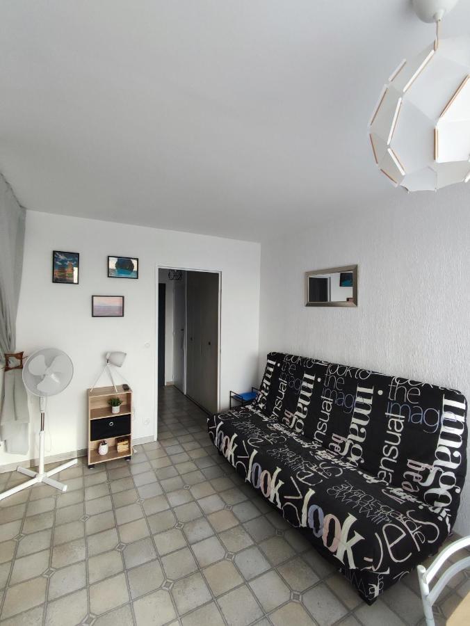 Studio Meuble Classe 2 Etoiles - 30M² グレウー・レ・バン エクステリア 写真
